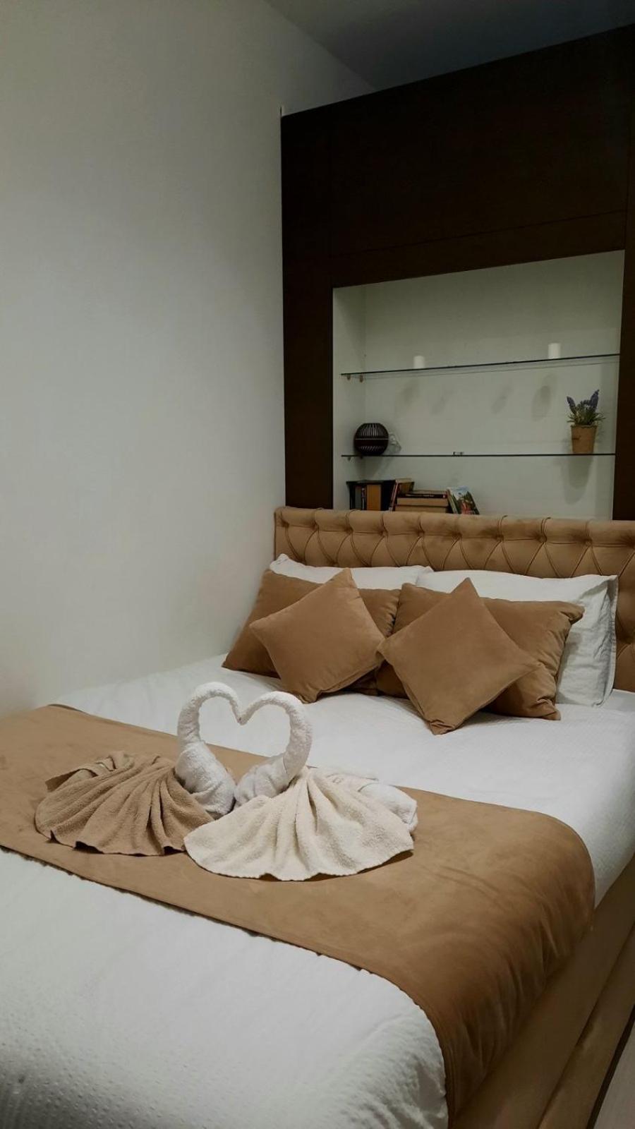 Tim Apartment Sarajevo With Private Parking المظهر الخارجي الصورة